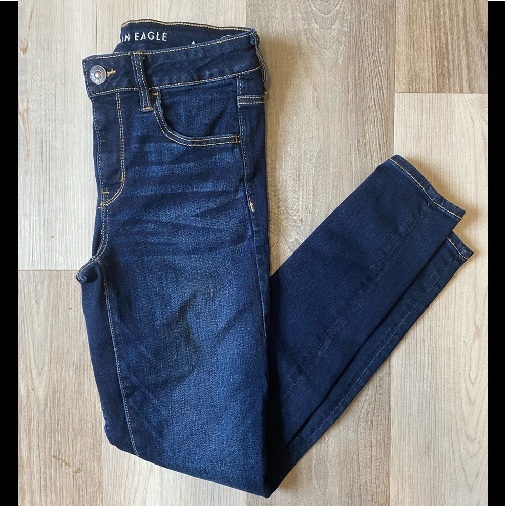 AE next level stretch straight leg size 8 dark jeans